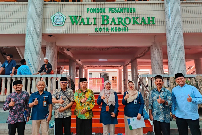 Jalin Kolaborasi Program JKN, Kepala BPJS Kesehatan Audiensi ke Ponpes Wali Barokah