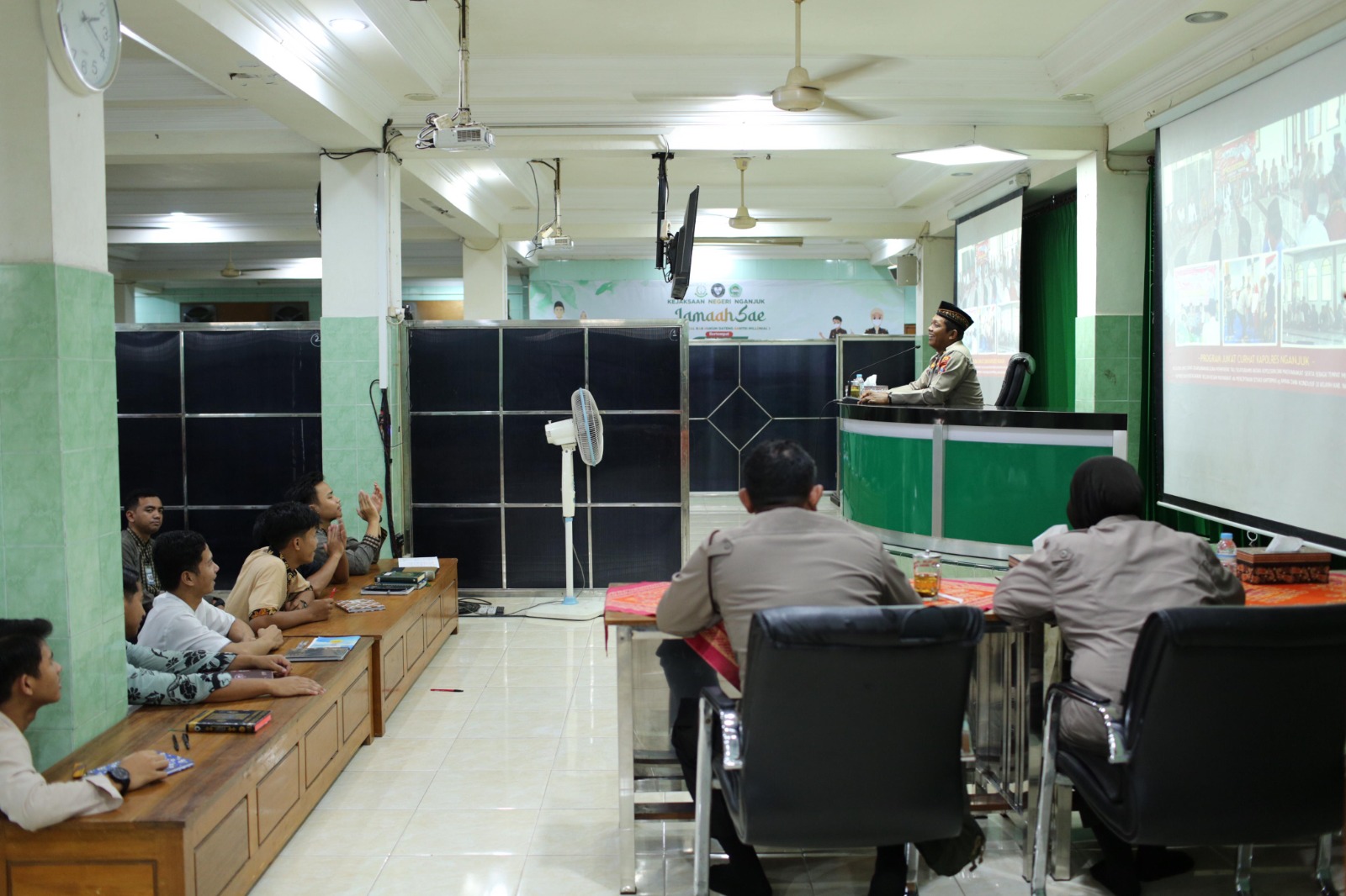 Polres Nganjuk Bersama Ponpes Al Ubaidah Kertosono Komitmen Wujudkan Kamtibmas