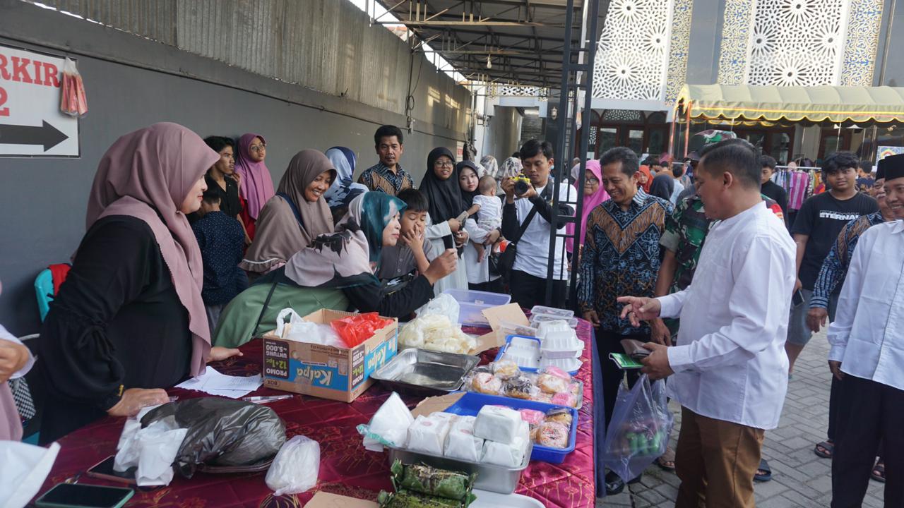 Pemuda LDII Burengan Sukses Gelar Bazaar Takjil Ramadhan Meriah