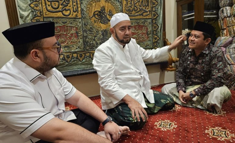 Dr. Ahmad Ali Bekali 1.500 Santri LDII Surakarta Bertema Dakwah Sejuk