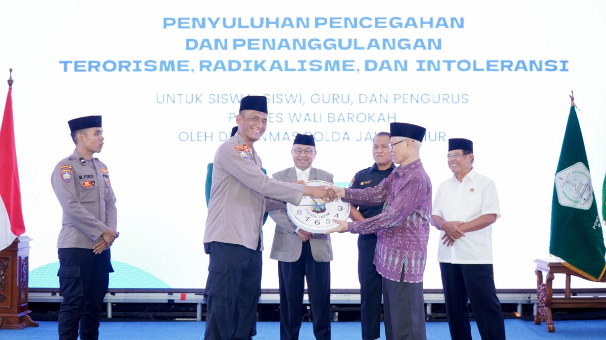 Polda Jatim dan Ponpes Wali Barokah Gaungkan Peran Penting Santri Jaga NKRI
