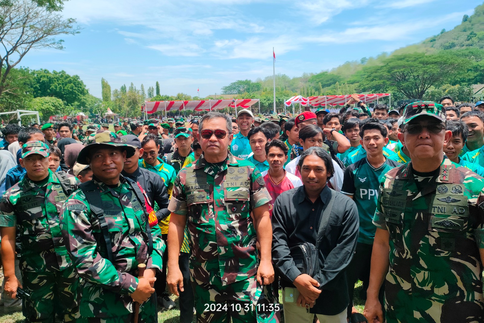 Ponpes Wali Barokah Kediri Ikut Serta dalam Penutupan TMMD ke-122 yang Dipimpin oleh KSAD Jenderal TNI Maruli Simanjuntak