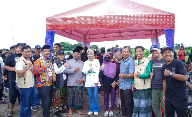 Ponpes Wali Barokah Tekankan Filosofi Ketelatenan Lewat Kegiatan Mancing Sarungan