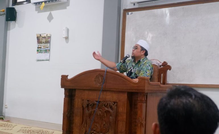 Hari Guru Nasional, Ponpes Wali Barokah Tegaskan Guru Adalah Kunci Pencetak Santri Profesional Religius