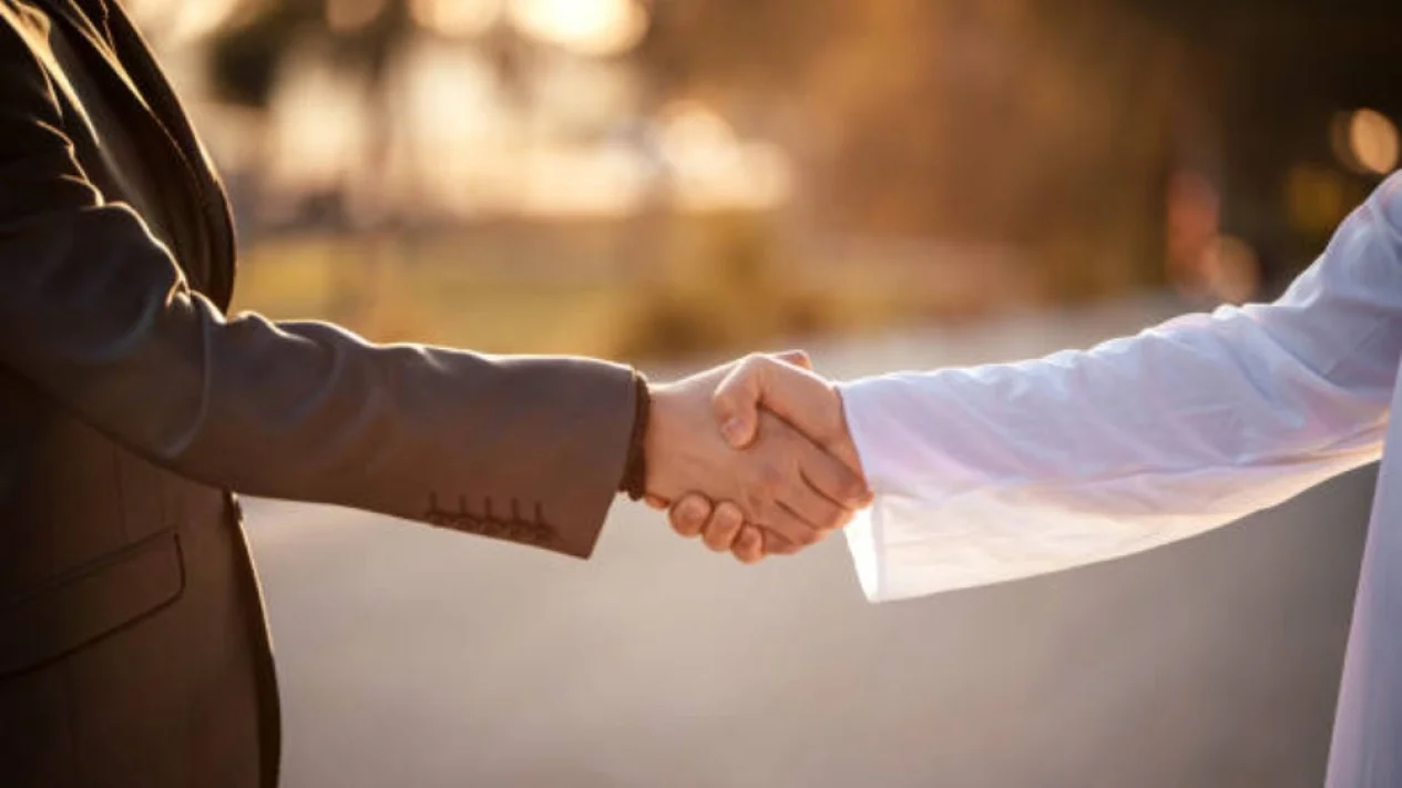 Kepemimpinan sebagai Amanah: Melayani Sebelum Memerintah