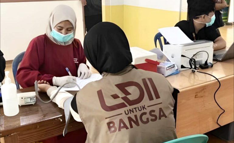 PC LDII dan Senkom Kelapa Dua Gandeng PMI Kabupaten Tangerang Gelar Donor Darah