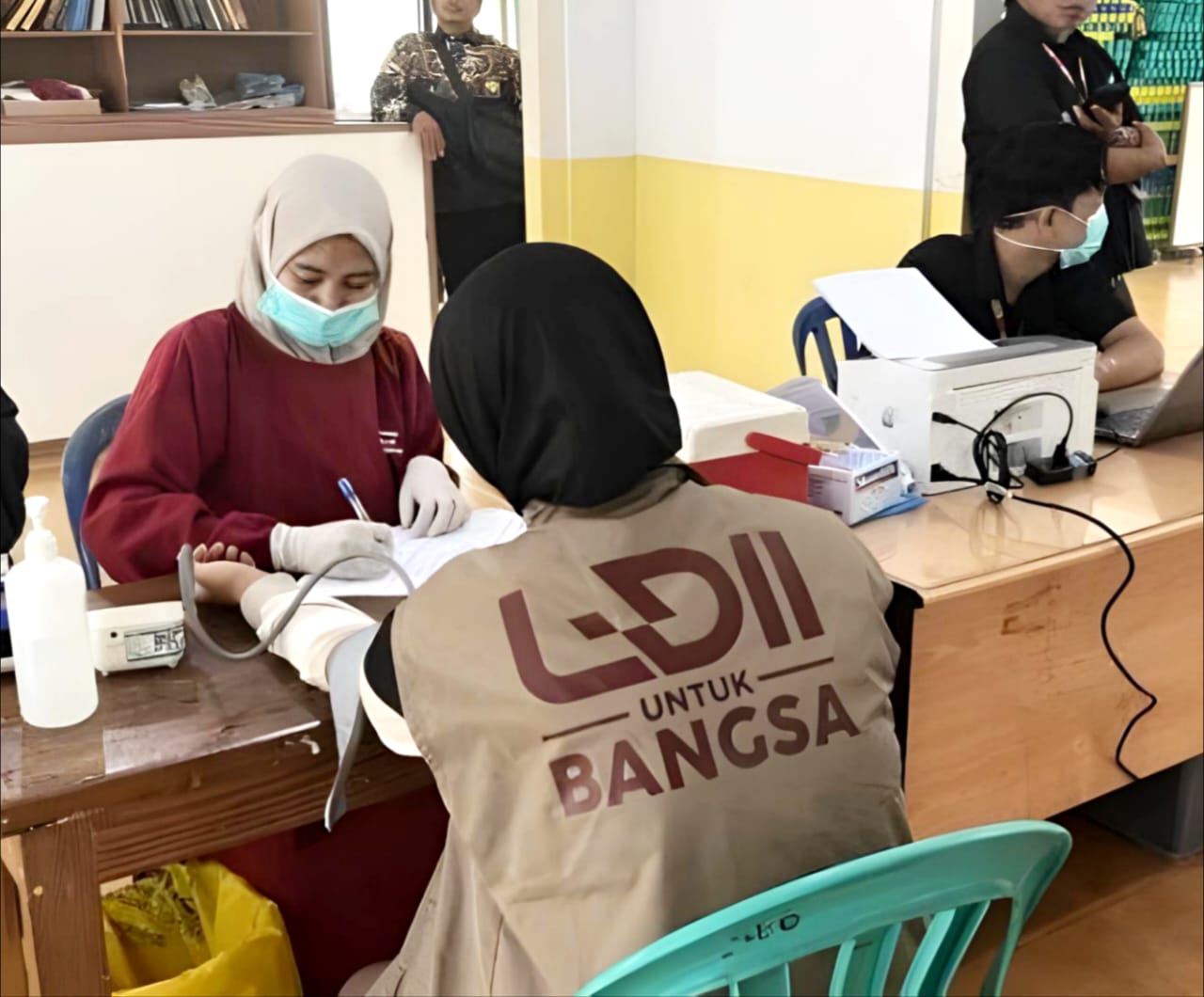 PC LDII dan Senkom Kelapa Dua Gandeng PMI Kabupaten Tangerang Gelar Donor Darah