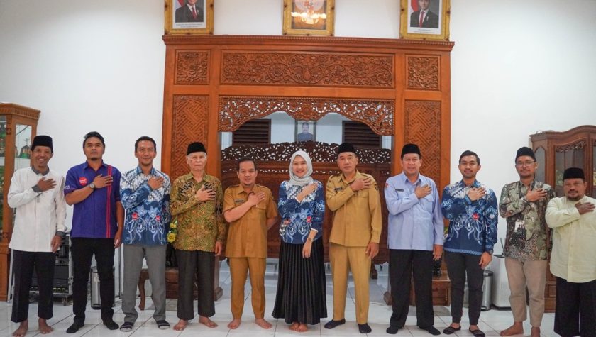 Ponpes Wali Barokah dan FKG IIK Bhakti Wiyata Sepakat Tandatangani MoU