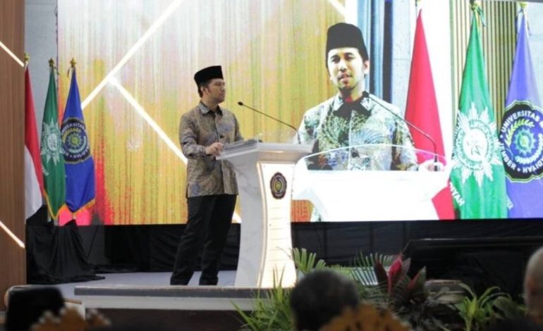 Wagub Jatim Emil Dardak di Kajian Ramadan PW Muhammadiyah. Foto: LINES.