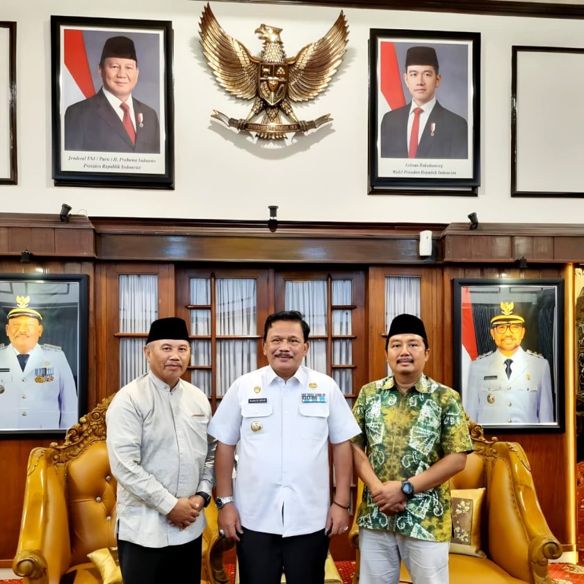 Kunjungi Bupati Nganjuk, Ponpes Al Ubaidah Kertosono Bahas Program Ramadan dan Lingkungan