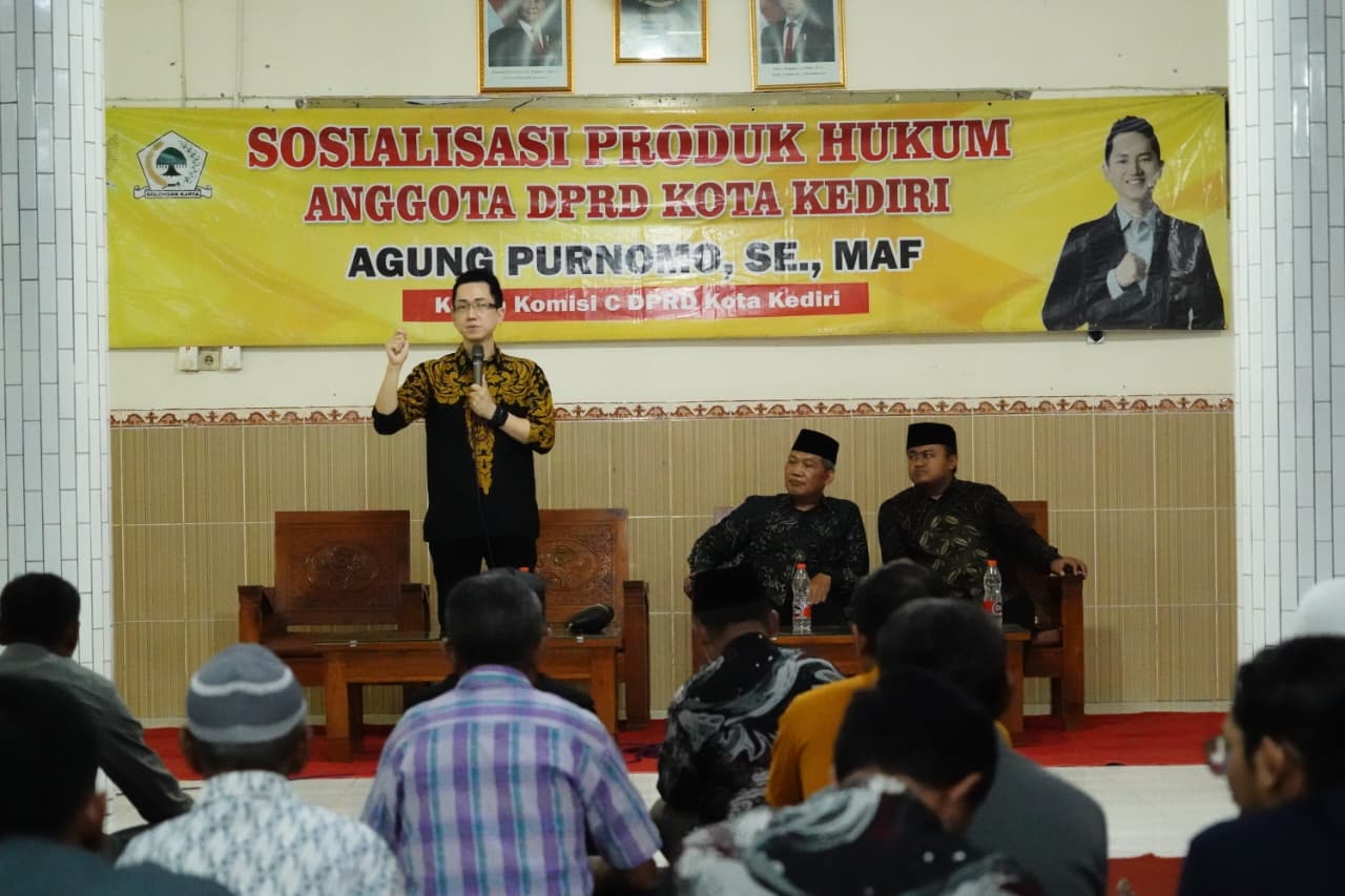 Tingkatkan Kesadaran Konstitusi, DPRD Kota Kediri Gelar Sosialisasi Produk Hukum, Diikuti Ratusan Warga LDII