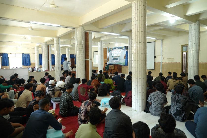 Peserta Pengajian Pemuda LDII Kota Kediri Bisnis Legal untuk Meraih Profit Maksimal”, minggu (26/4). Foto: LINES