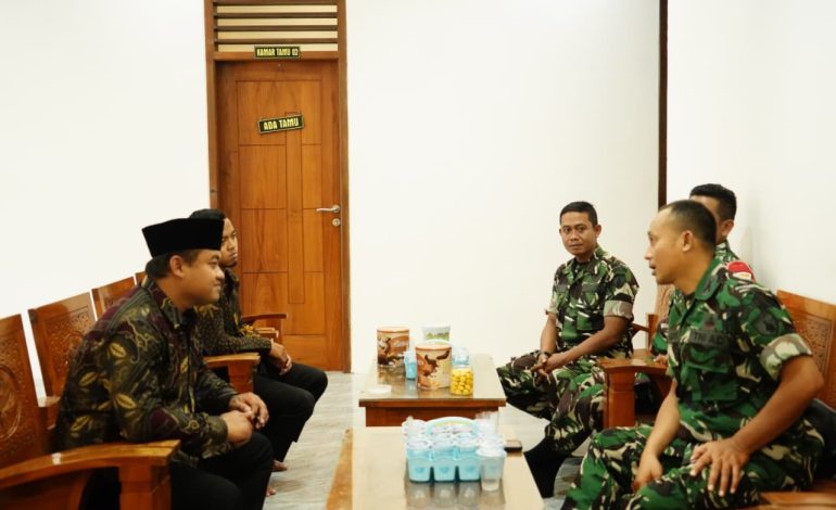 Ponpes Nurul Huda Al Manshurin Terima Kunjungan Danramil Pesantren