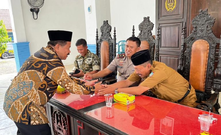 PC LDII Mojoagung Hadiri Halal Bihalal Muspika dan Lepas Sambut Camat