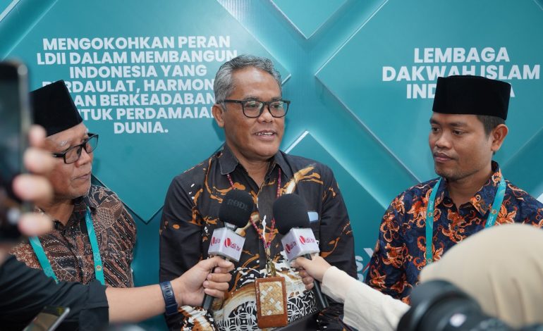 Kepala Biro Perencanaan, Kerja Sama dan Humas, Badan Pangan Nasional, Budi Waryanto jadi pembicara di Munas X LDII. Foto: LINES.