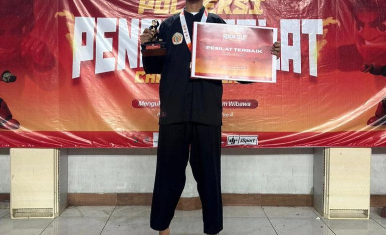 Harumkan Nama Kediri, Siswa SMA Wali Barokah Raih Medali Emas di Kejurnas Silat ‘Road To Malaysia’
