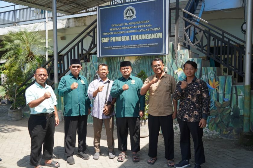 LDII Kota Kediri Silaturahim ke Pomosda Nganjuk, Pelajari Pengolahan Sampah hingga Eco Pesantren