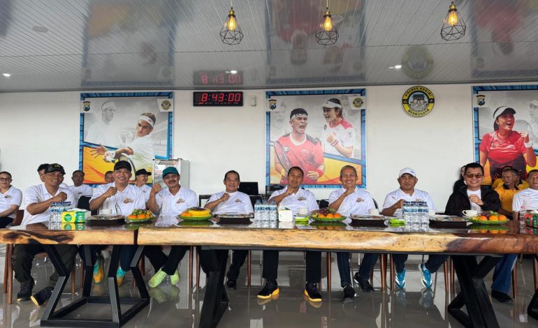 Perkuat Silaturahim, Ketua LDII Kota Kediri Hadiri Pembukaan Turnamen Tenis Kapolres Kediri Cup 2026