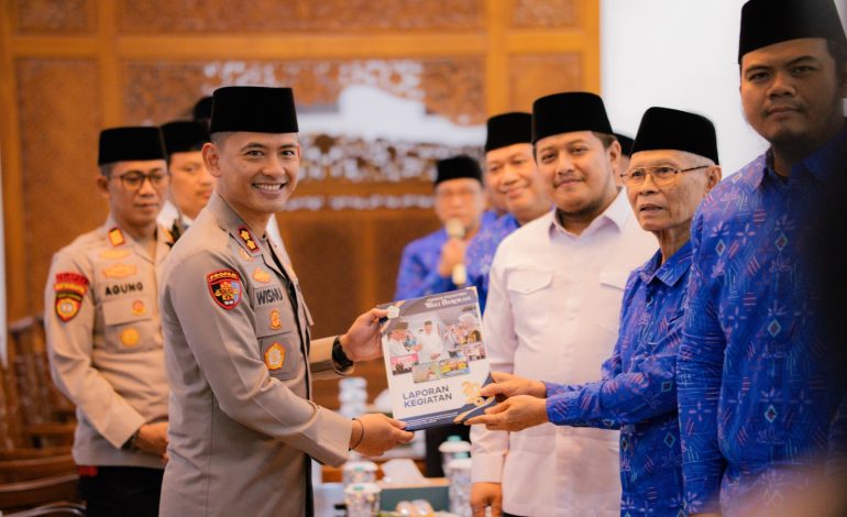 Kapolres Kediri Kota Kunjungi Ponpes Wali Barokah, Sampaikan Pentingnya Sinergi Polri dan Ulama