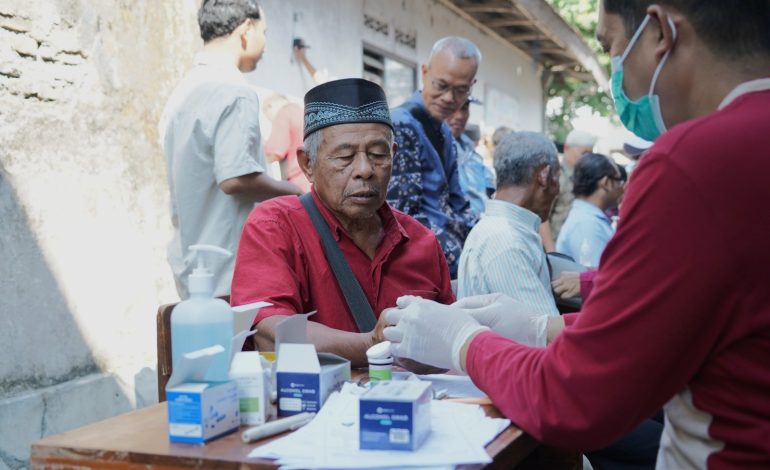Jangkau 1.700 Warga, LDII Kota Kediri Gandeng Dinkes Gelar Cek Kesehatan Gratis Serentak di Tiga Titik Pesantren